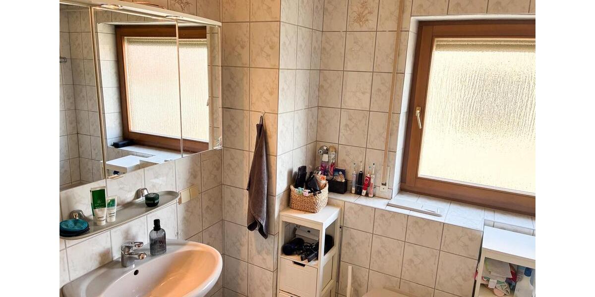 Reihenhaus Schömberg - 5 Zimmer, 125 m&sup2;, 369.000&euro; | Angebot:27284652