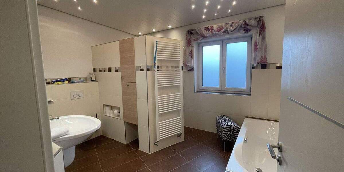 Großzügig wohnen in ruhiger Lage - 3,5-Zimmer-Wohnung in Stutensee-Blankenloch 3 zimmer