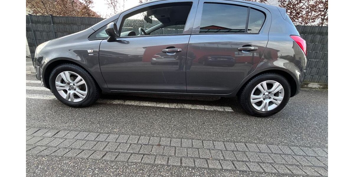 Opel Corsa 89.500 km 5.099 &euro; Stutensee 76297