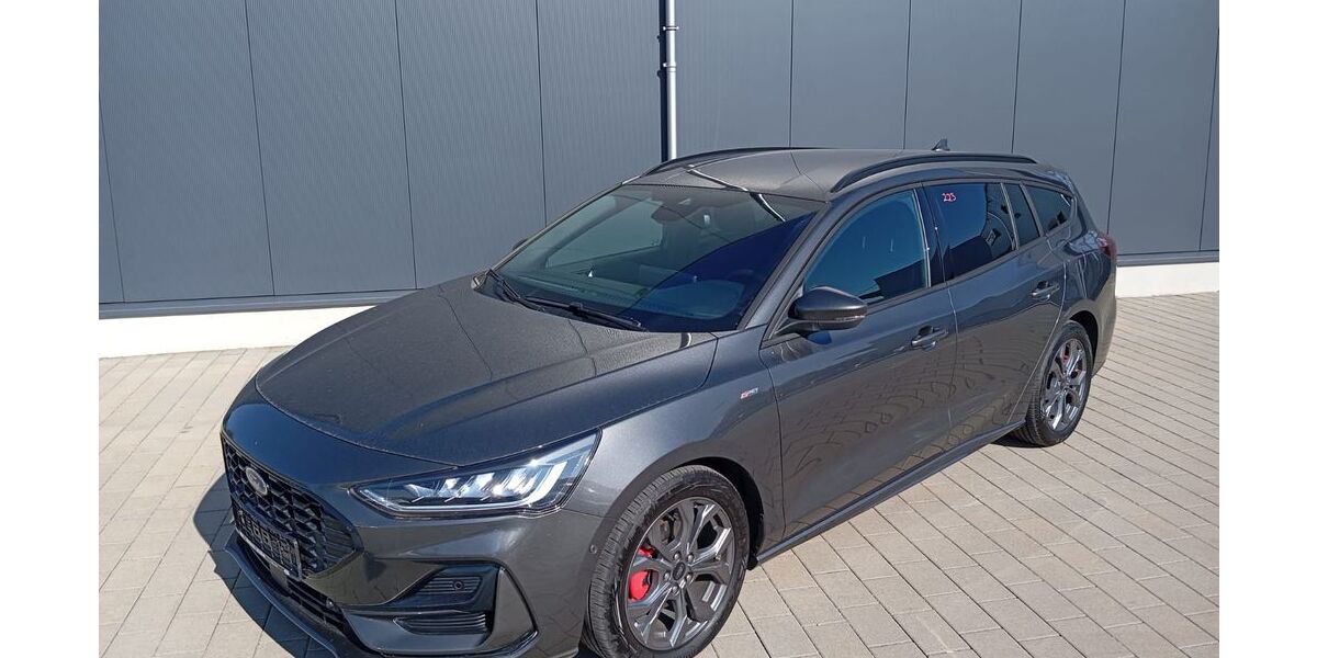 Ford Focus 17.000 km 24.500 &euro; Walzbachtal 75045