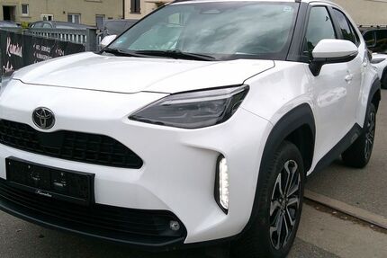 Toyota Yaris Cross 29.000 km 23.380 &euro; Sindelfingen 71065