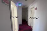 1,5-Zimmer Wohnung mit eigenem Bad, Küche und Klima zimmer