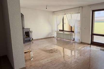 Haus Renningen - 7 Zimmer, 155 m&sup2;, 620.000&euro; | Angebot:26071039