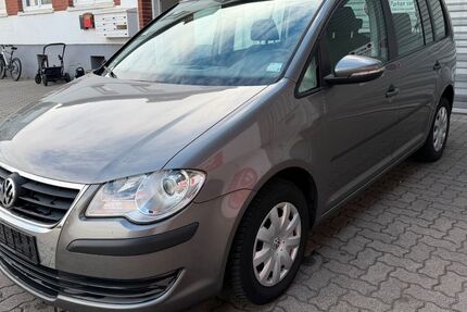 VW Touran 114.000 km 4.999 &euro; Karlsruhe 76189
