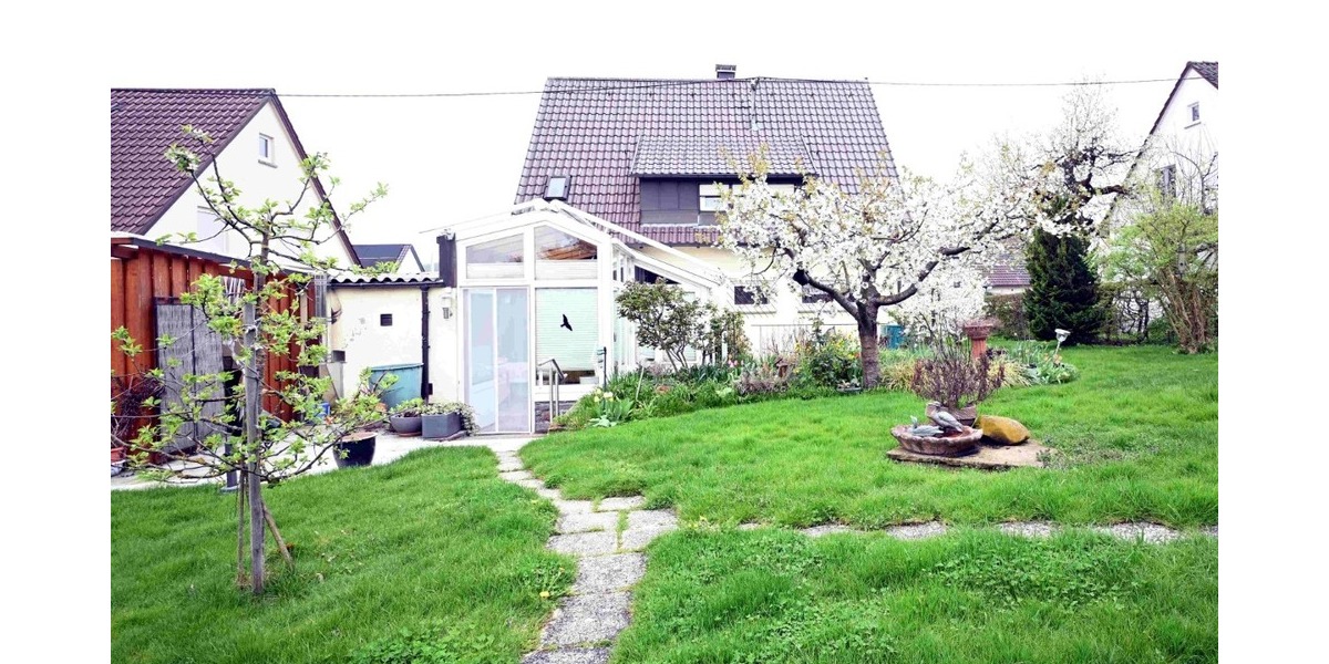 Gartenidylle trifft gemütliches Wohnen - Einfamilienhaus Oberriexingen | Angebot:26737886