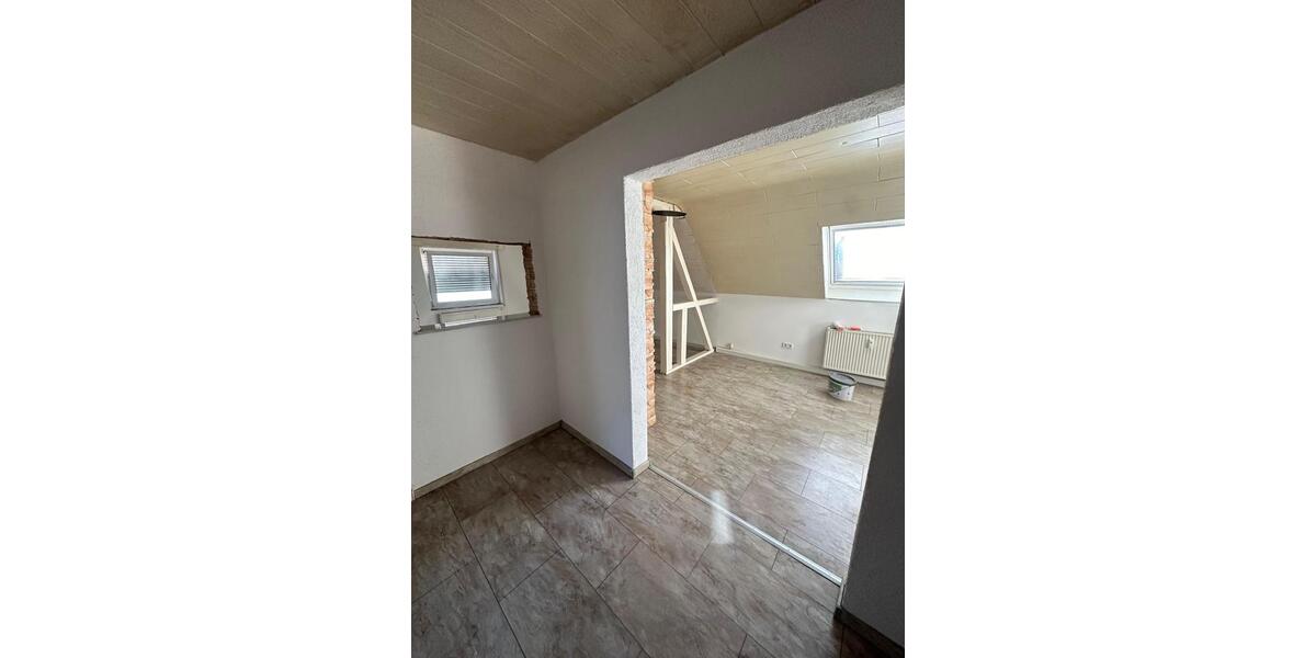 Etagenwohnung Bretten - 2 Zimmer, 70 m&sup2;, 1.150&euro; | Angebot:25554048