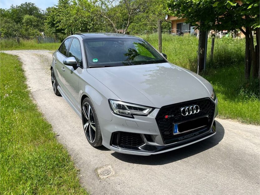 Audi RS3 96.000 km 46.580 € Sersheim 74372