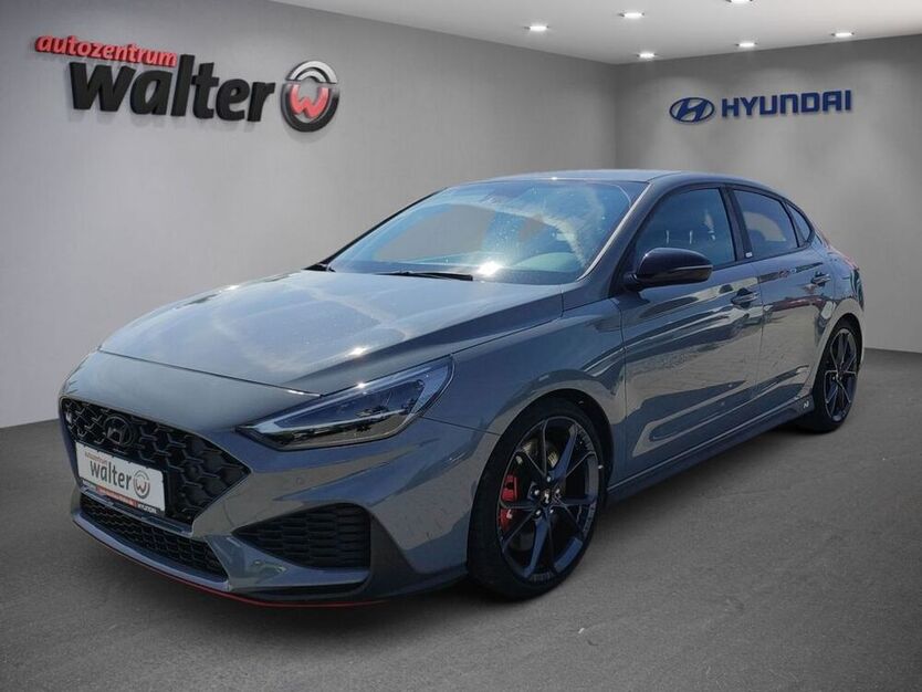 i30