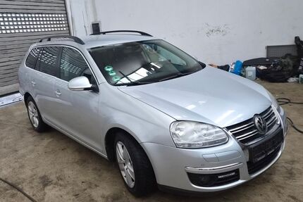 VW Golf 175.000 km 3.850 &euro; karlsruhe 76227
