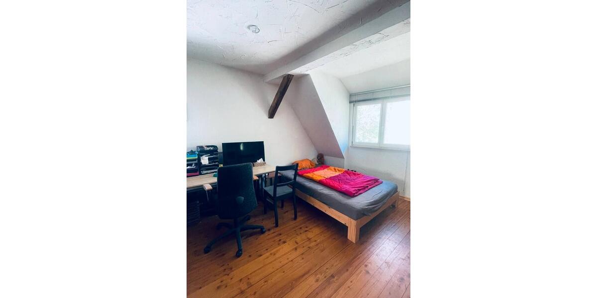 Mehrfamilienhaus, Wohnhaus Sachsenheim - 8.5 Zimmer, 223 m&sup2;, 479.000&euro; | Angebot:27120063