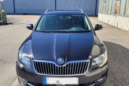 Skoda Superb 245.000 km 5.499 &euro; Leonberg 71229
