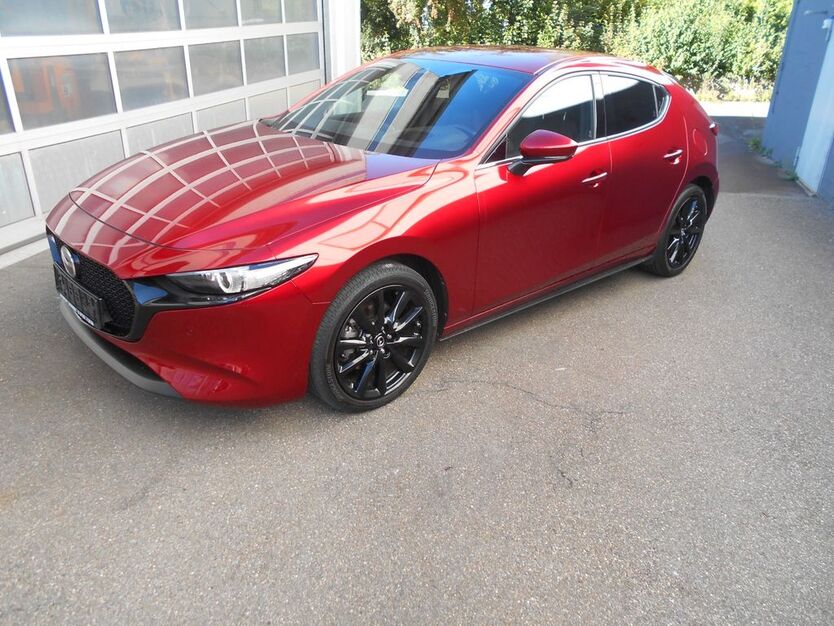 Mazda 3 19.000 km 24.490 € Leonberg 71229