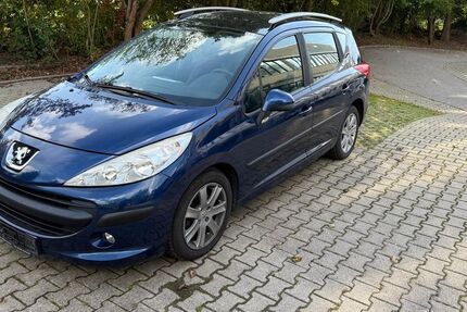 Peugeot 207 138.000 km 900 € Wurmberg 75449
