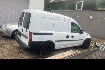 Opel Combo 213.000 km 2.850 &euro; Bruchsal 76636