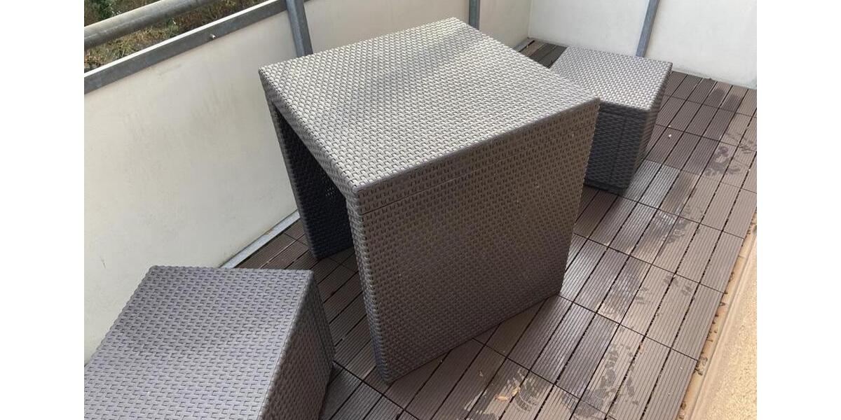 Dachgeschoßwohnung Sindelfingen Sindelfingen (Stadt) - 2 Zimmer, 50 m&sup2;, 1.100&euro; | Angebot:26660012