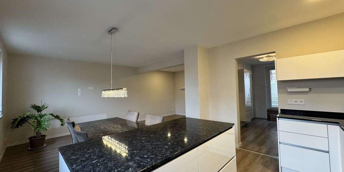 Einfamilienhaus Sachsenheim Hohenhaslach - 3 Zimmer, 102 m&sup2;, 370.000&euro; | Angebot:25690274