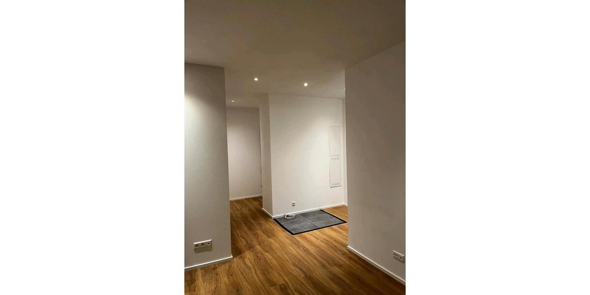 Erdgeschoßwohnung Ditzingen - 2.5 Zimmer, 56 m&sup2;, 299.000&euro; | Angebot:26738751