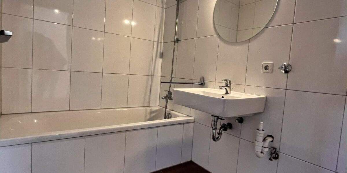 Etagenwohnung Leonberg Eltingen - 3 Zimmer, 74 m&sup2;, 248.000&euro; | Angebot:25476434