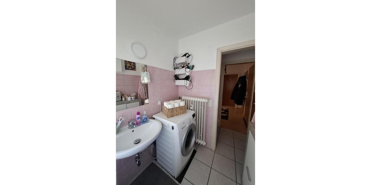 Etagenwohnung Calw - 2.5 Zimmer, 64 m&sup2;, 730&euro; | Angebot:25807585