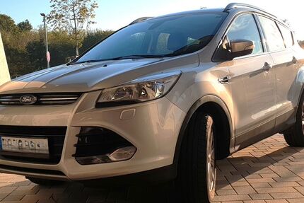 Ford Kuga 254.700 km 7.300 &euro; Karlsbad 76307