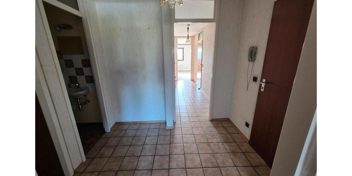 Etagenwohnung Pforzheim Büchenbronn - 3.5 Zimmer, 93 m&sup2;, 245.000&euro; | Angebot:26785740
