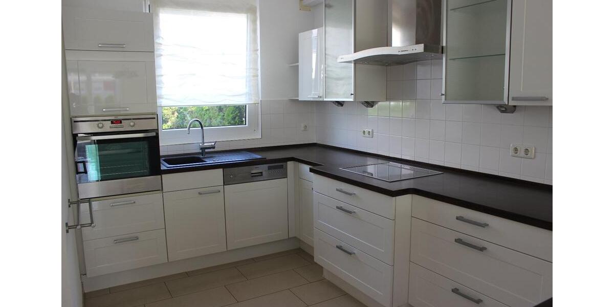 Reihenhaus Sindelfingen Darmsheim - 5.5 Zimmer, 136 m&sup2;, 2.400&euro; | Angebot:26313388