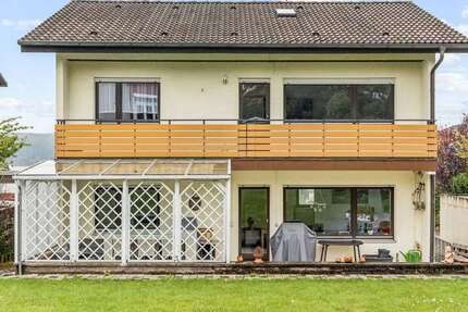 Haus Waldbronn - 5.5 Zimmer, 141 m&sup2;, 448.000&euro; | Angebot:25137533