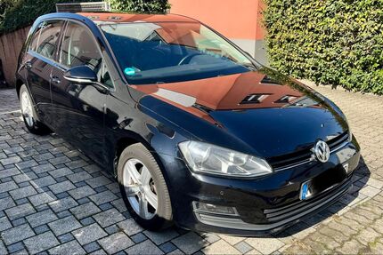 VW Golf 180.000 km 6.950 &euro; Karlsruhe 76199