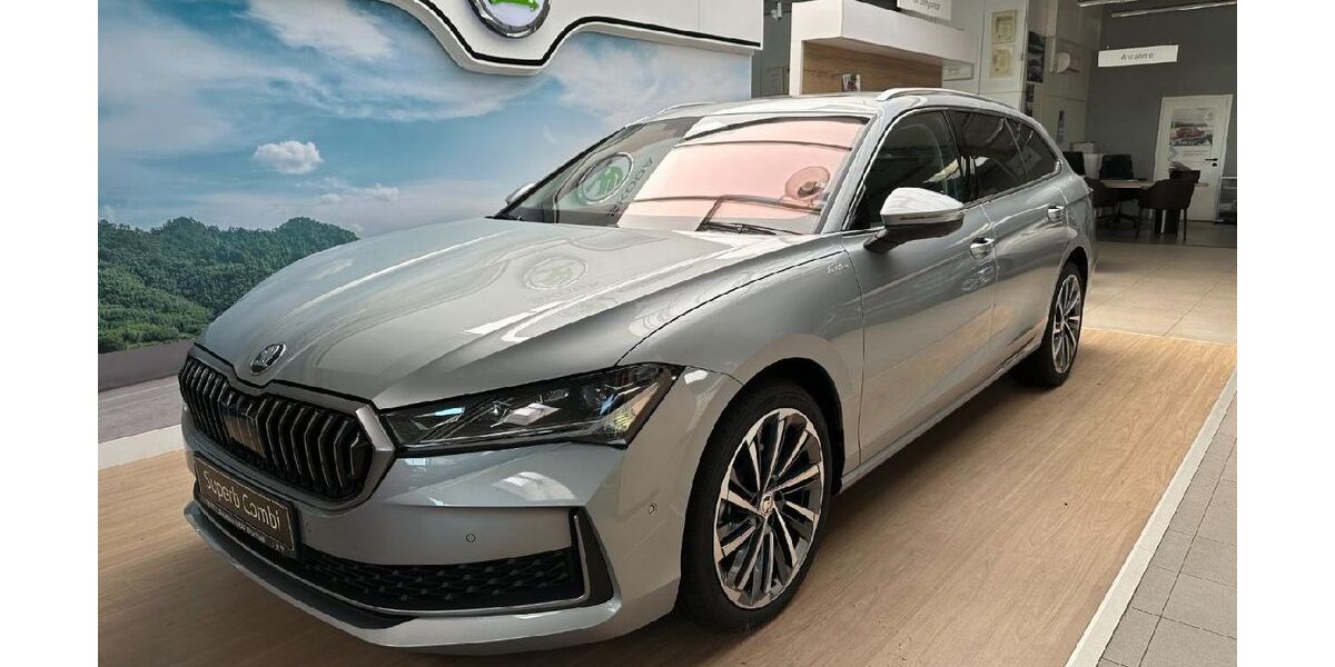 Skoda Superb 11.500 km 46.990 &euro; Bruchsal 76646