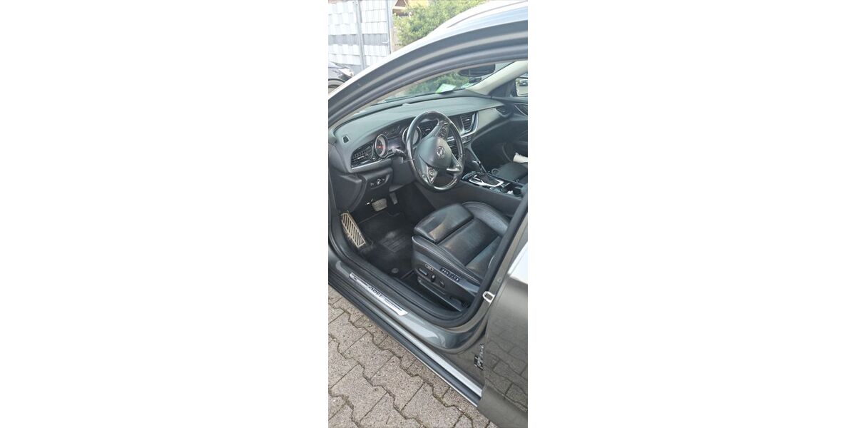 Opel Insignia 176.000 km 9.200 &euro; Bruchsal 76646