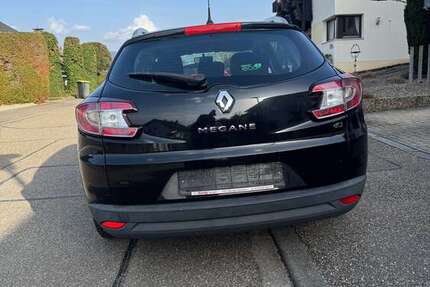 Renault Megane 222.700 km 2.400 &euro; Gaggenau 76571