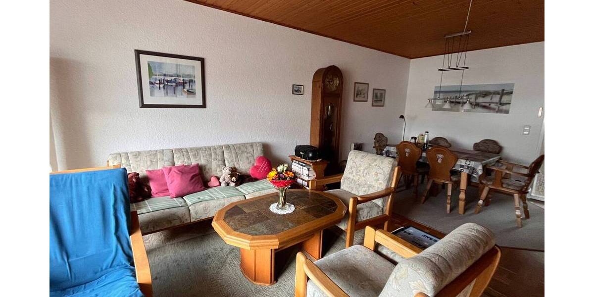 Etagenwohnung Leonberg - 4 Zimmer, 95 m&sup2;, 245.000&euro; | Angebot:26863549