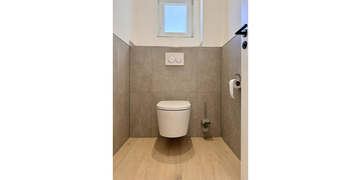 Etagenwohnung Karlsbad Langensteinbach - 4 Zimmer, 134 m&sup2;, 1.690&euro; | Angebot:26541312