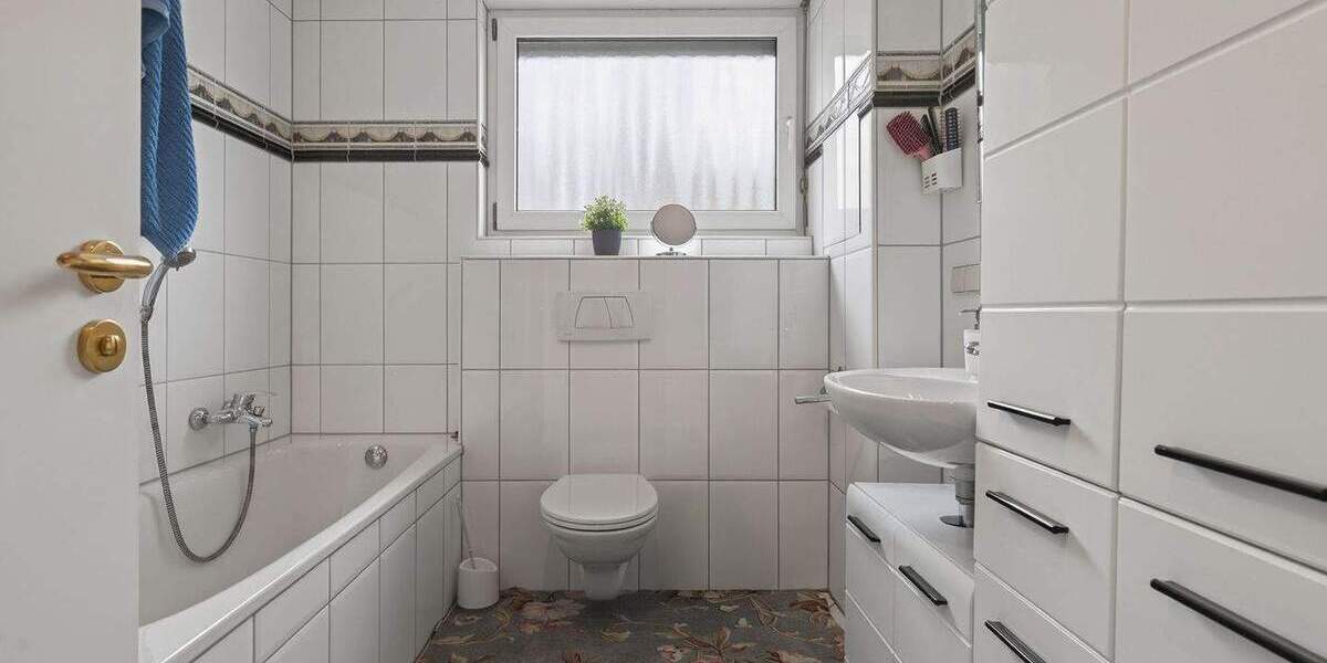 Etagenwohnung Karlsbad / Langensteinbach Langensteinbach - 3 Zimmer, 107 m&sup2;, 379.000&euro; | Angebot:25316537