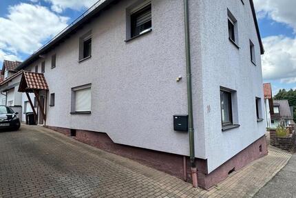 Mehrfamilienhaus 264 m² + 265 m² Ausbaupotential zimmer