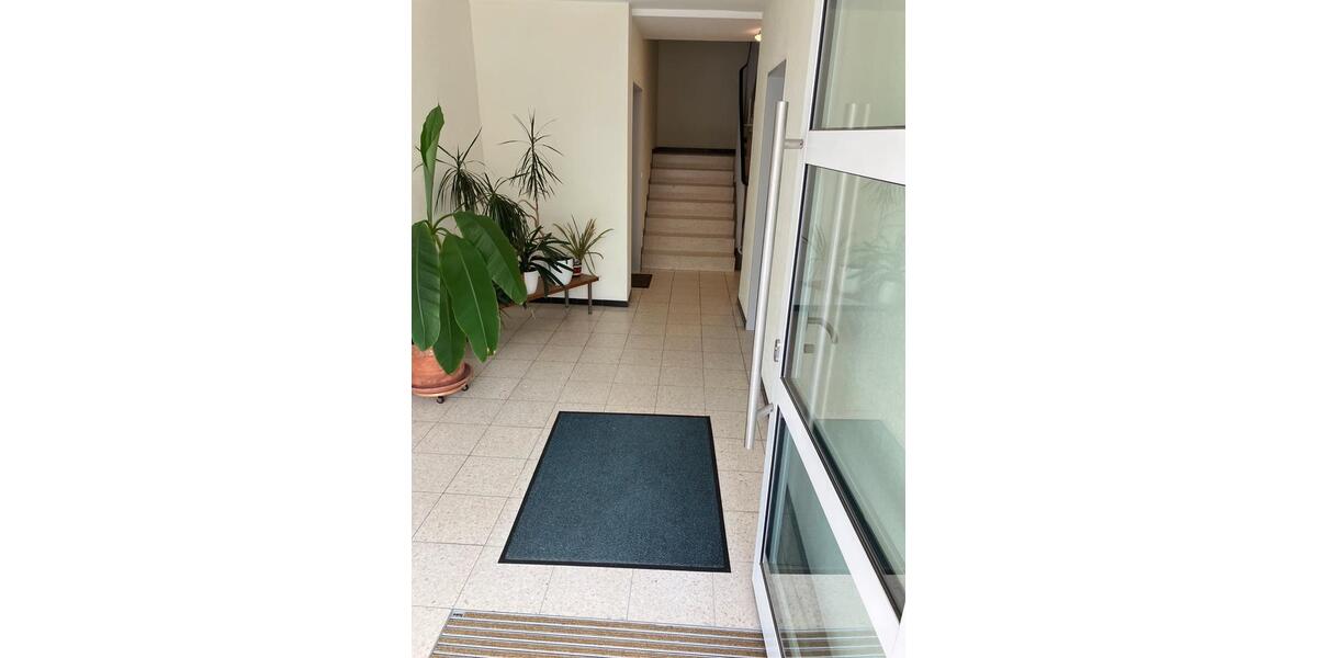 Tolle Lage, BARRIEREFREI PLUS GARTEN 017610365486 über Whatsapp 2 zimmer