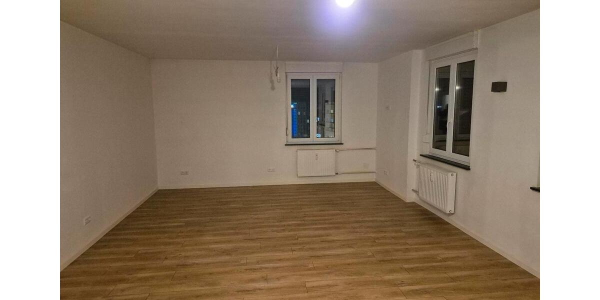 Etagenwohnung Pforzheim Weststadt - 3 Zimmer, 86 m&sup2;, 1.100&euro; | Angebot:25363227