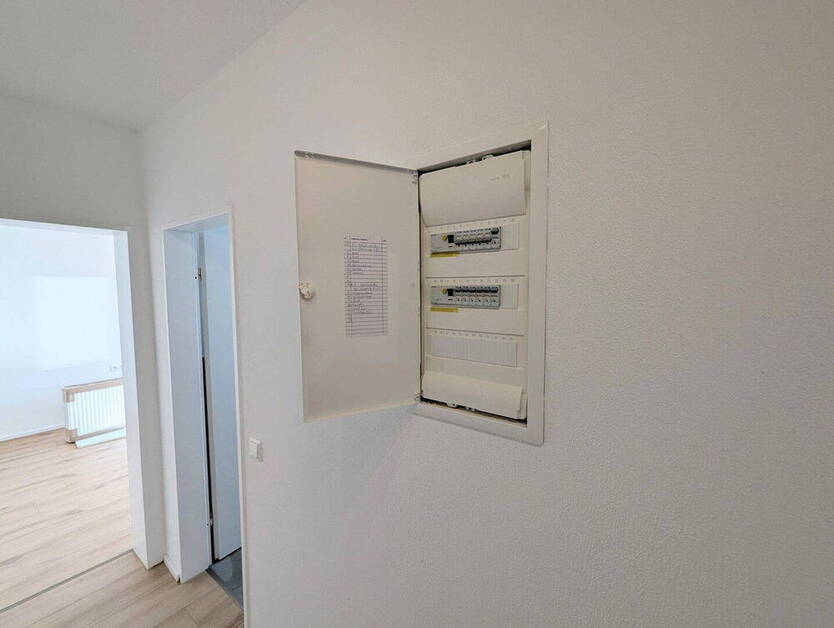 Erstbezug nach Modernisierung - Lichtdurchflutete 2-Zimmer-Wohnung