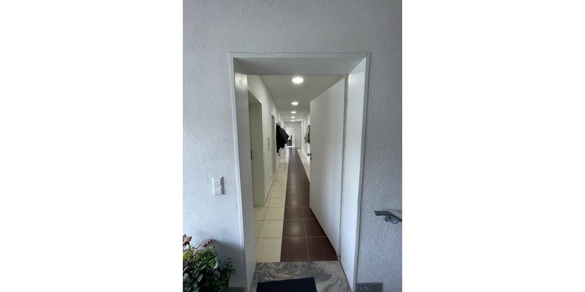 Etagenwohnung Sindelfingen Sindelfingen (Stadt) - 4 Zimmer, 106 m&sup2;, 1.600&euro; | Angebot:26045329