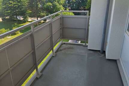 Wohnung zum Kaufen in Pforzheim 238.000 € 74.54 m² 3 zimmer