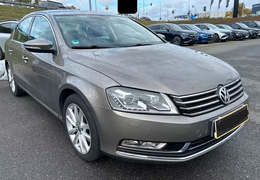 VW Passat 217.000 km 8.999 € Ditzingen 71254