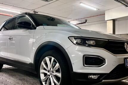 VW T-Roc 116.900 km 19.400 &euro; Karlsruhe 76187