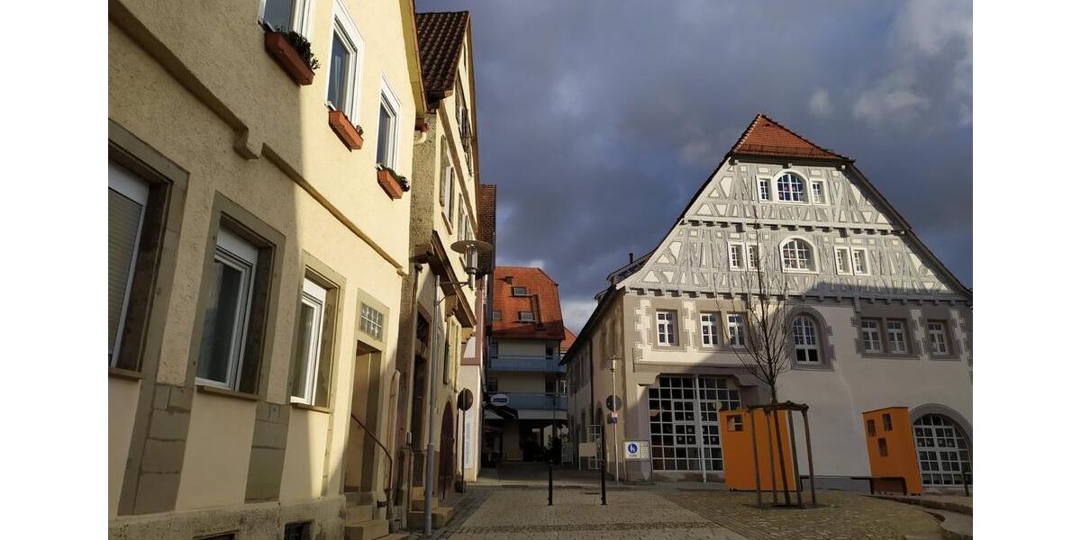 Etagenwohnung Vaihingen an der Enz - 1 Zimmer, 27 m&sup2;, 400&euro; | Angebot:25654085