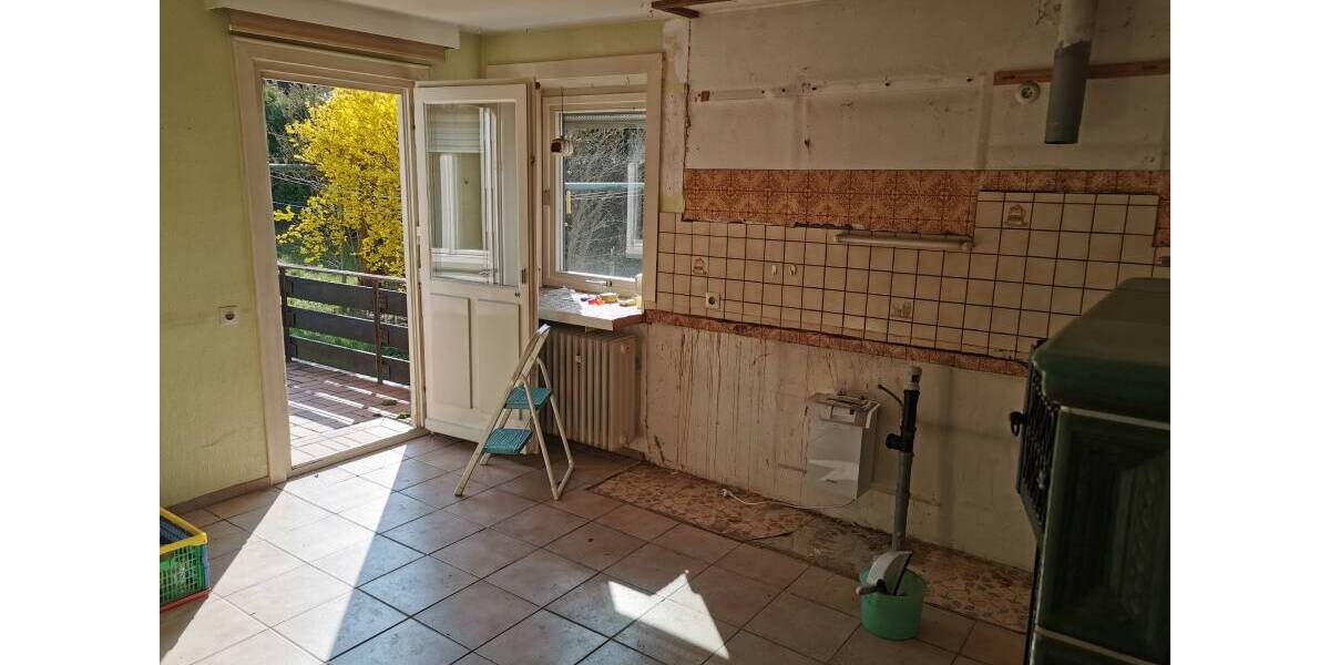 Mehrfamilienhaus, Wohnhaus Pforzheim Nordstadt - 4 Zimmer, 95 m&sup2;, 149.000&euro; | Angebot:26476203