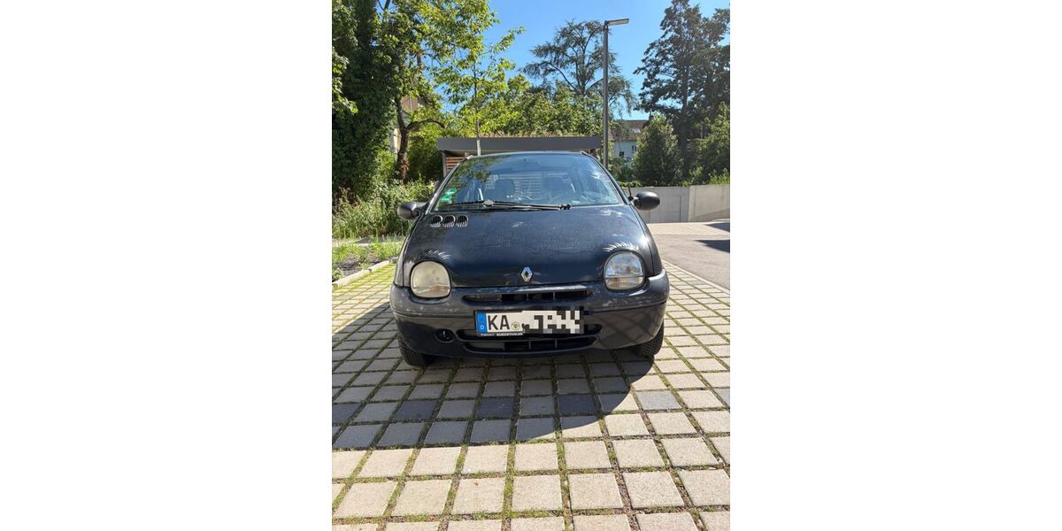 Renault Twingo 150.000 km 750 &euro; Karlsruhe 76135