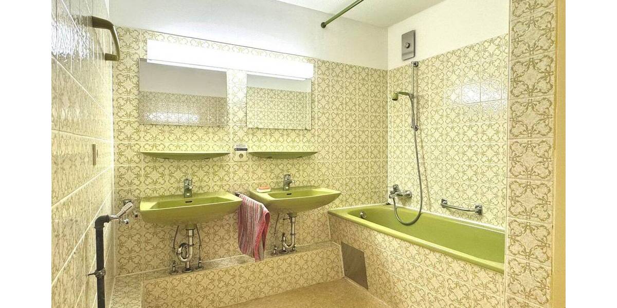 Etagenwohnung Sindelfingen Nord - 3 Zimmer, 86 m&sup2;, 225.000&euro; | Angebot:26844049
