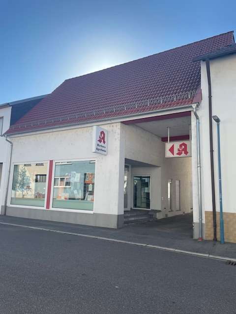 Büro in Karlsdorf-Neuthard 1.200 € 150 m²
