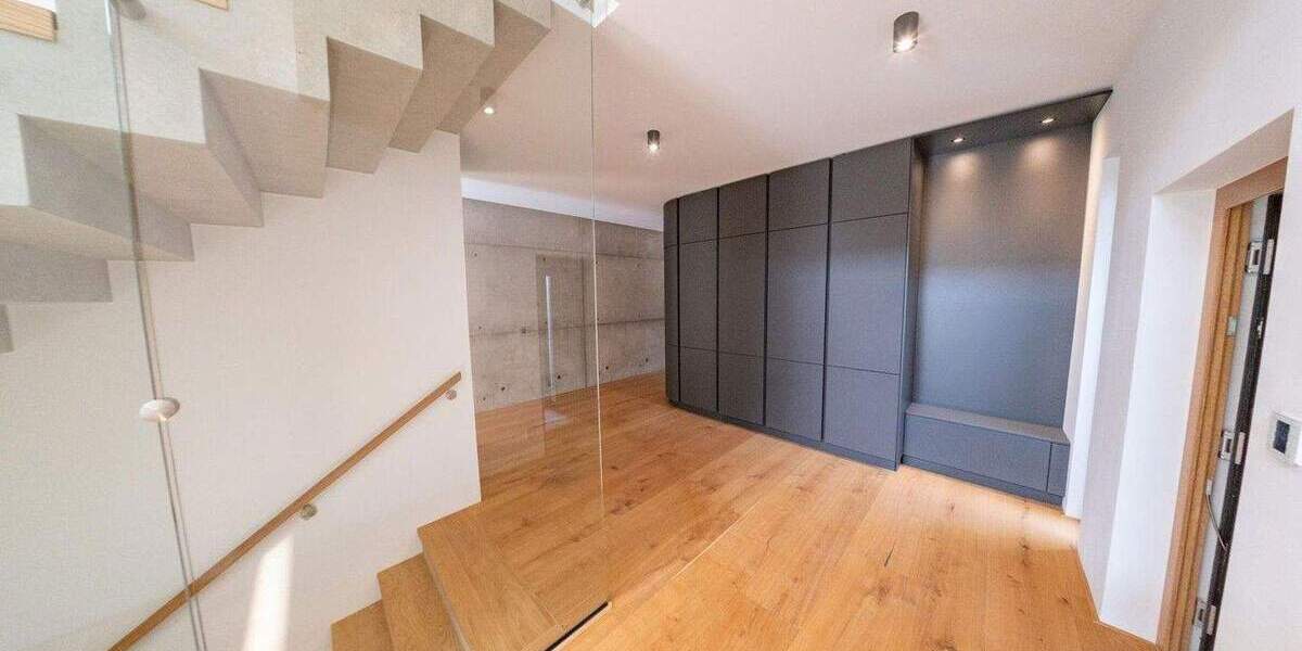 Einfamilienhaus Karlsruhe Waldstadt - 7 Zimmer, 260 m&sup2;, 2.200.000&euro; | Angebot:25823314