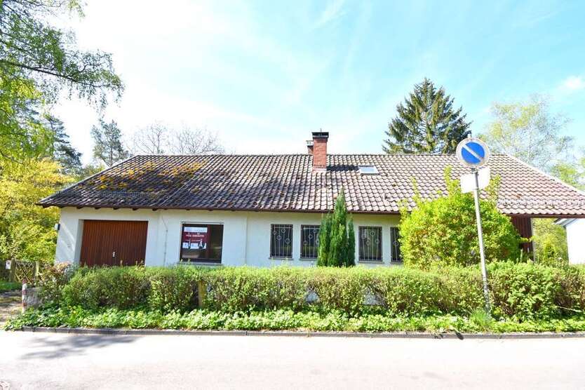 Haus zum Kaufen in Grafenau-Döffingen 750.000 € 210.97 m²