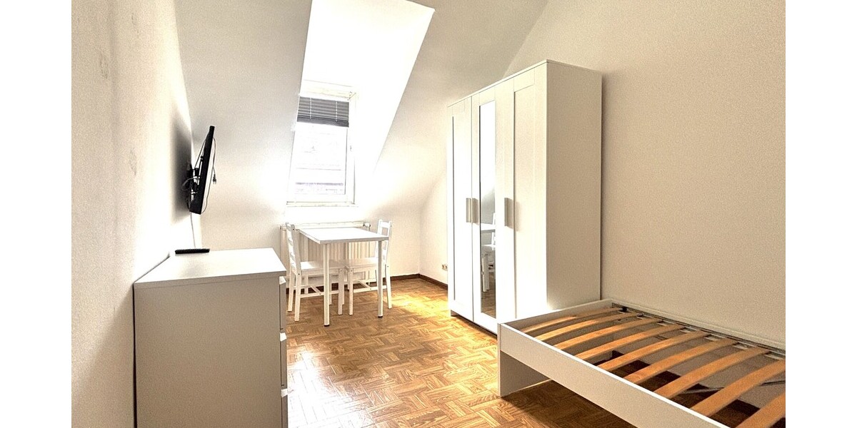 Zentrales Wohnen: 2 Zimmer in möblierter 2-Zimmer WG in Karlsruhe - Etagenwohnung Karlsruhe Südstadt | Angebot:27437680